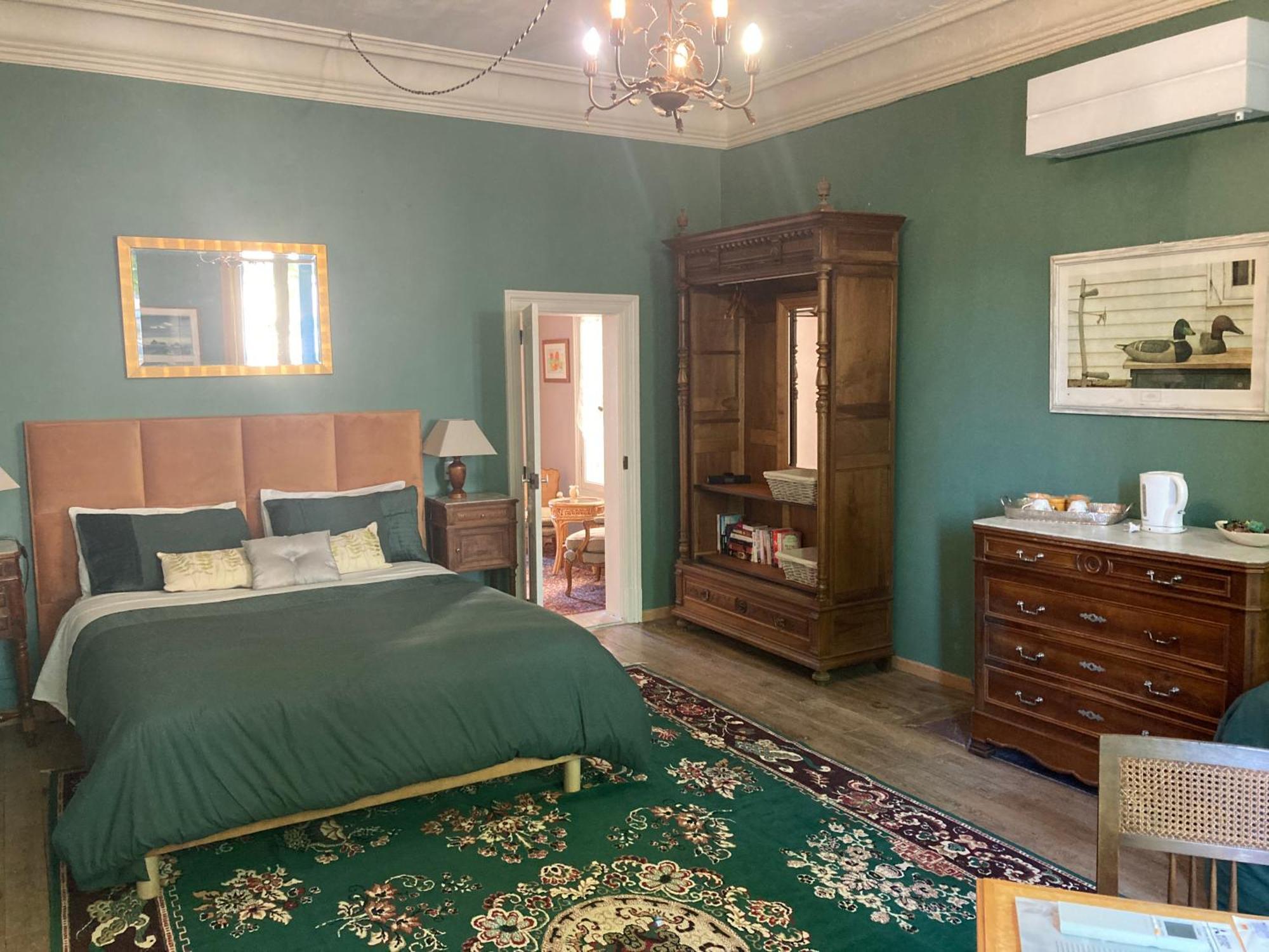 La Celine Bed & Breakfast